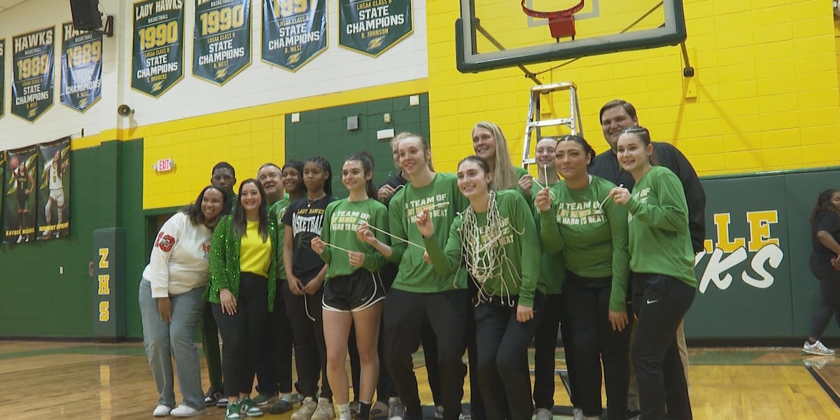 Negreet Hoco Zwolle beats rivals Negreet to advance to State semi-finals