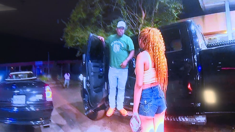 APD addresses tasing after social media backlash 17 APD addresses tasing after social media backlash https://internetconnectz.com/apd-addresses-tasing-after-social-media-backlash/ Internet Connectz