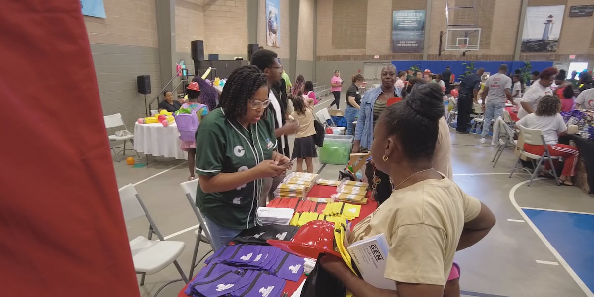 Alexandria Housing Authority hosts back to school bash