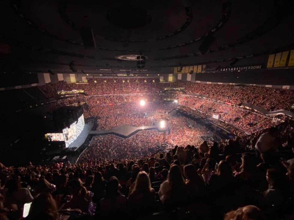 Night 2 of Taylor Swift‘s Eras Tour rocks a packed Superdome; another lucky fan receives the ’22′ hat