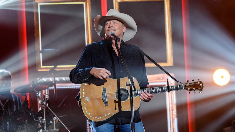 Alan Jackson to get CMA lifetime achievement award