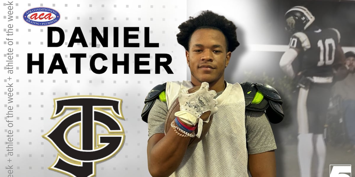 Dylan Hatcher Striding down the field: Jena’s Daniel Hatcher