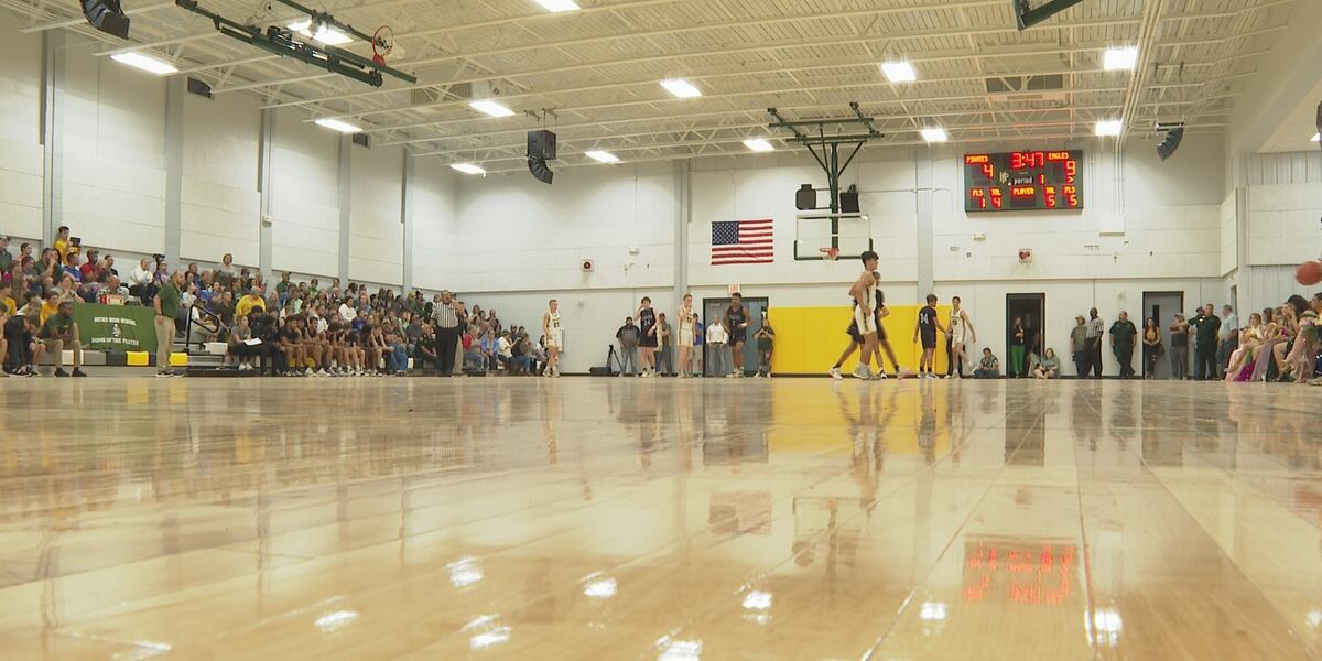 Hicks High School plays 1st home basketball game since Hurricane Laura